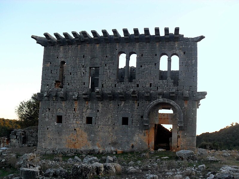 File:Üçayak Küstüllü ruins, Mersin Province.jpg