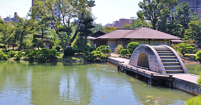 File:縮景園 跨虹橋 清風館 - panoramio.jpg