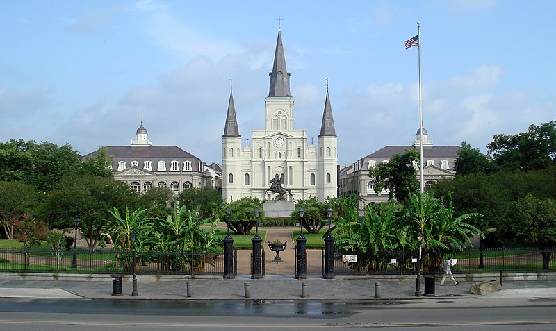 File:060107-049-StLouisCathedral-JacksonSquare.jpg