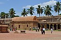 1-Brihadeeswara Temple--Thanjavur-Tamilnadu 05.jpg