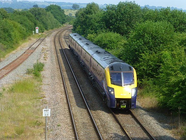 A First Great Western Class 180 approaches Honeybourne station in June 2017