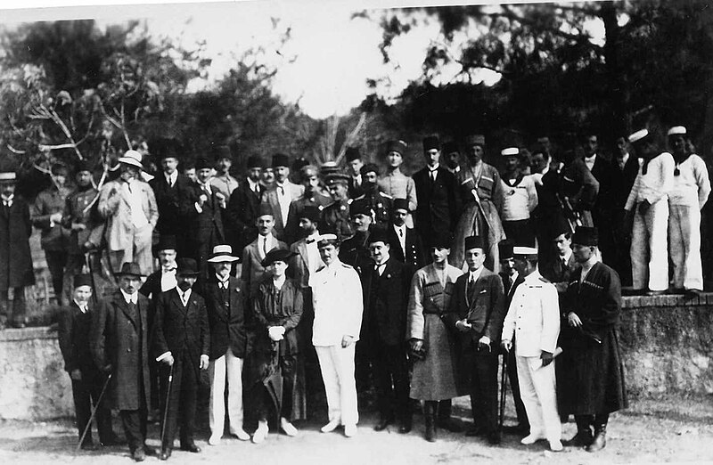 File:1918 Constantinople Conference.jpg