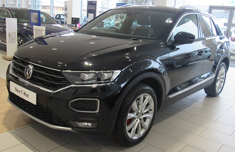 File:2018 Volkswagen T-Roc Front.jpg