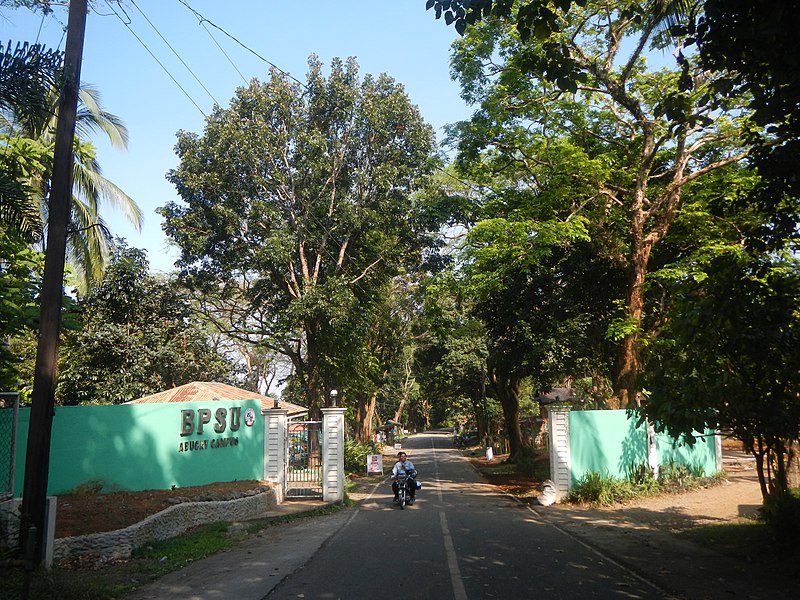 File:7Bangkal Abucay Palili Samal, Bataan Roads 02.jpg