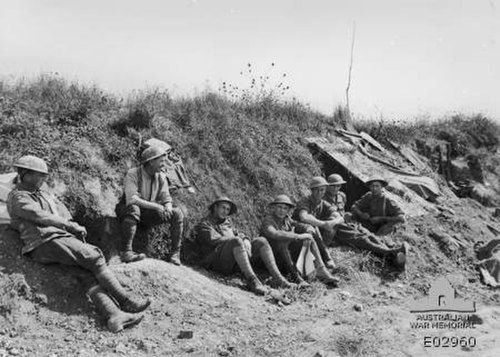 Troops from the 34th Battalion—part of the 9th Brigade—at Picardie, 21 August 1918