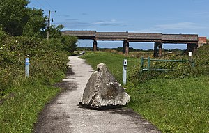 A traffic restriction on the Cheshire Lines Path (geograph 5027752).jpg