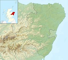 Mapa konturowa Aberdeenshire, po lewej nieco na dole znajduje się czarny trójkącik z opisem „Ben Avon”