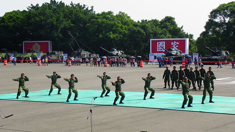 File:Airborne Special Operations Force Team Fight Training on Chengkungling Ground 20131012.jpg