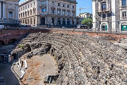 View of the Roman Amphitheatre of Catania today Amphitheatre (Catania) msu2017-9541.jpg