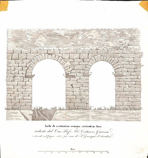 File:Archi di costruzione romana esistenti in Susa.jpg