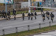 English: Armed Lukashenko troopers (internal troops) during anti-Lukashenko protests, 15 November 2020. Minsk, Belarus Русский: Силовики (внутренние войска) на протестном марше против Лукашенко 15 ноября 2020 года. Минск, Беларусь