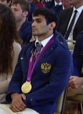 Kuvaava artikkeli Arsen Galstyan