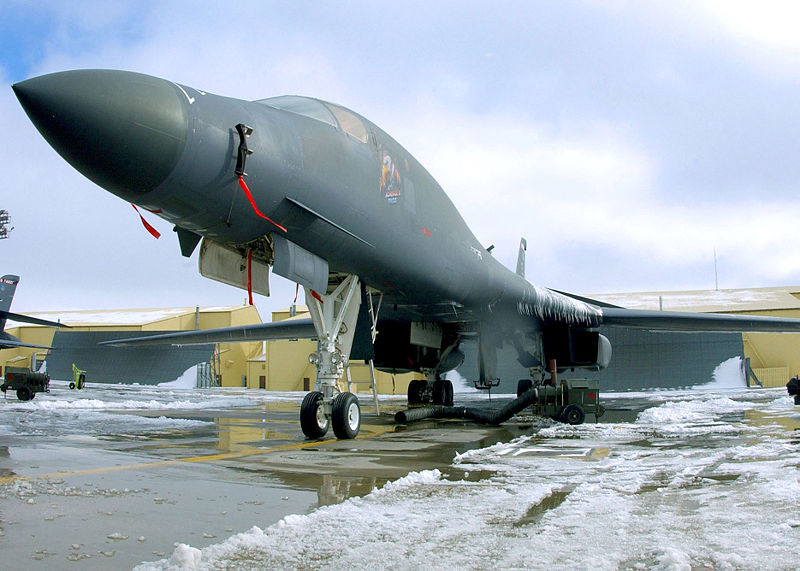 File:B-1B Lancer On Display.jpg