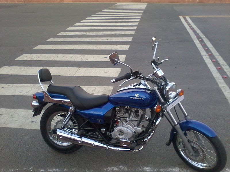 File:Bajaj Avenger 220 India (side view) 2.jpg