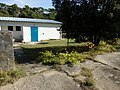 Français : Piste bétonnée d'accès à la batterie Gironde. Forêt de la Coubre, proche maison forestière du Pavillon, La Tremblade, Charente-Maritime, France