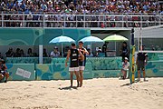 Deutsch: Beachvolleyball bei den Olympischen Jugendspielen 2018; Tag 11, 17. Oktober 2018; Jungen, Spiel um Platz 3 – Argentinien-Ungarn 2:0 (21–15/21–15) English: Beach volleyball at the 2018 Summer Youth Olympics at 17 October 2018 – Bronze Medal Match – Argentina-Hungary 2:0 (21–15/21–15)