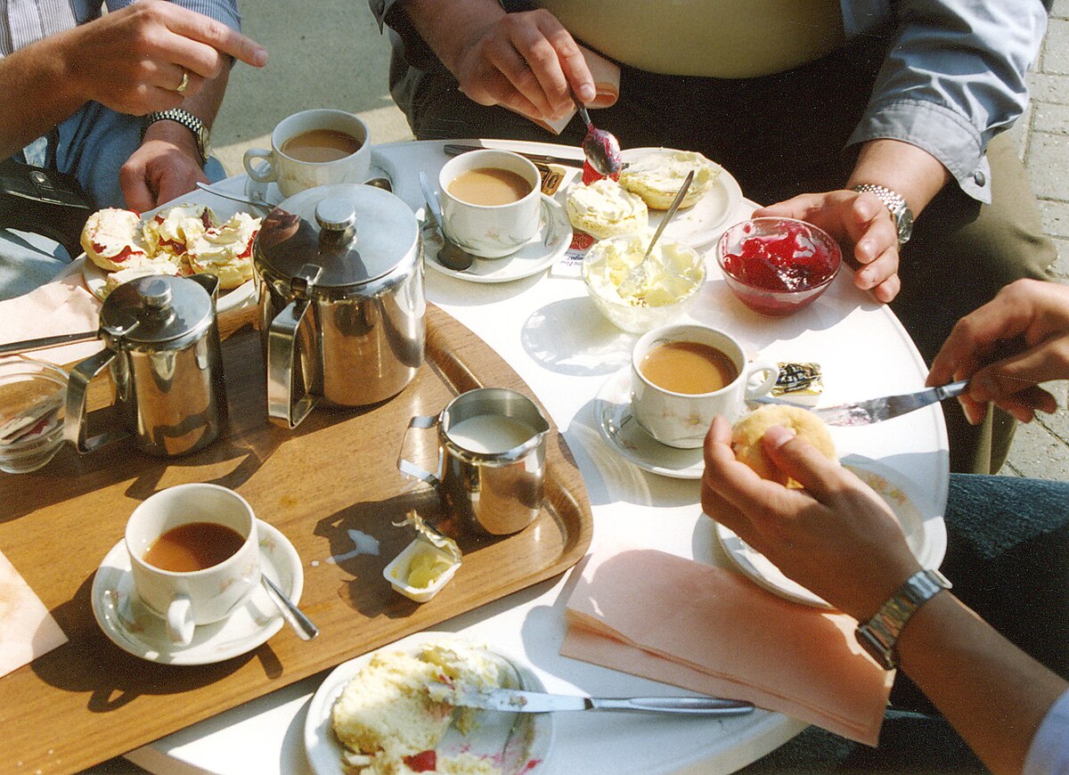 We love Yorkshire Tea so tried Aldi, Lidl, M&S and Sainsbury's brews to see  if they compare - North Wales Live