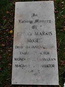 Brompton Cemetery monument Brompton Cemetery, London 60.JPG