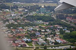 Desa di samping Sungai Berakas