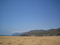 Strand van Calblanque en dieper gelegen, de berg Monte de las Cenizas