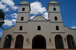 Cathédrale de Carapeguá.jpg