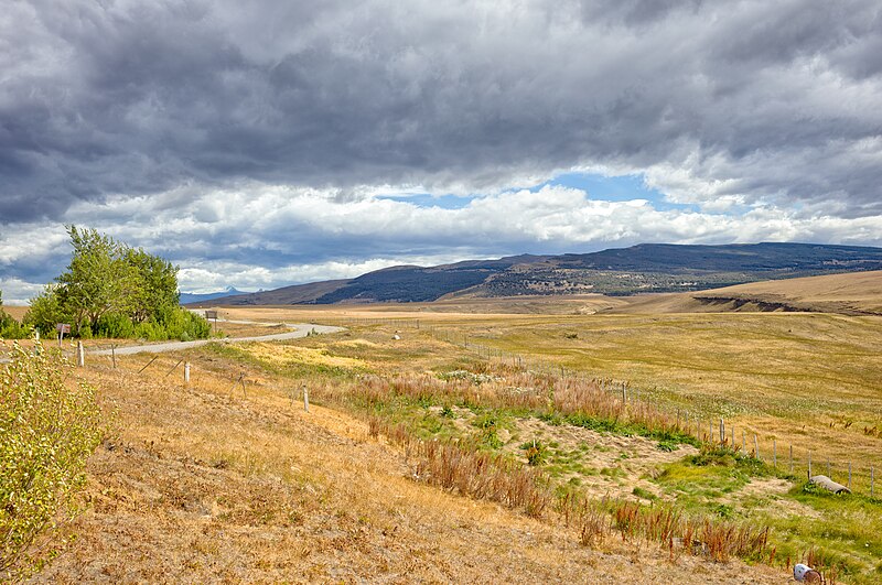 File:Cerro Castillo-8 (52757437470).jpg