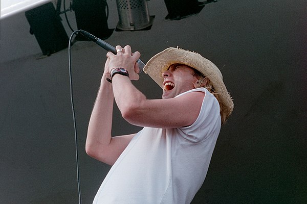 Vocalist Robin Zander performing at Gulfstream Park in 2006.