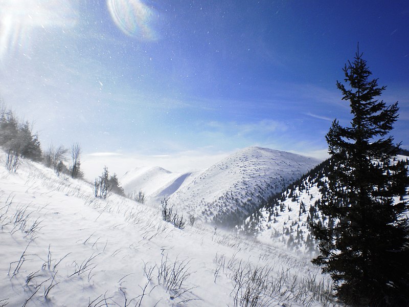 File:Chrbát Stohu - panoramio.jpg