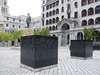 <span class="mw-page-title-main">Church Square (Cape Town)</span> Square in Cape Town