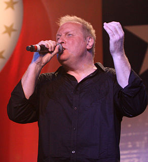 <span class="mw-page-title-main">Collin Raye</span> American singer-songwriter