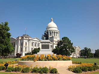 Confederate Women of Arkansas Monument. The Capitol is in the background. Confederate Women of Arkansas Monument, Arkansas State Capitol.JPG