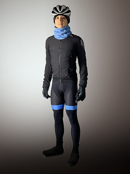 File:Cycling kit full body winter.jpg