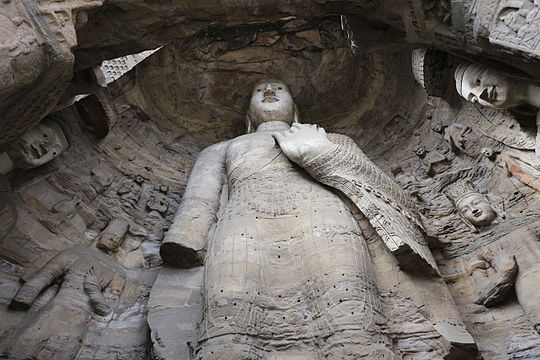 Пещеры будды. Юньган Шаньси. Гроты Юньган. Пещерные гроты Юньган. Статуя Будды Юньган.