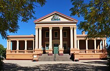 Deniliquin Court house