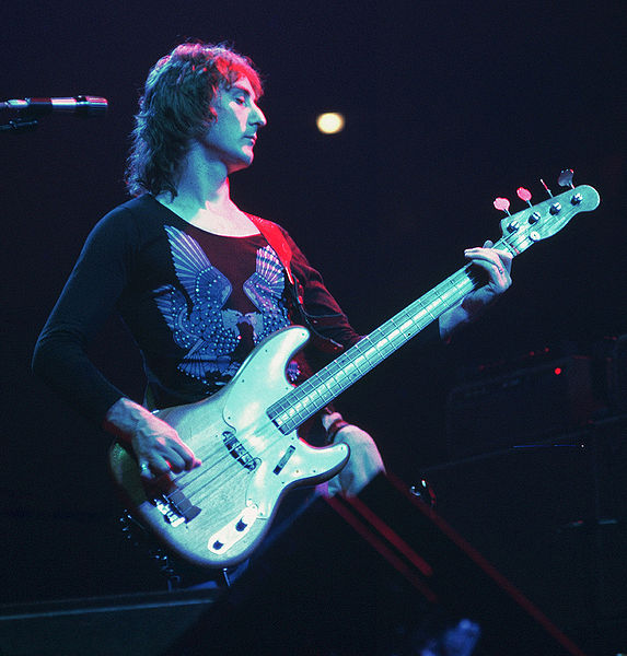 Denny Laine during the 1976 tour
