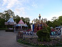 Disneyland park - Anaheim Los Angeles California USA (9893980673) (3).jpg