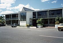 The East Coast Bays City Council buildings in 1989 East Coast Bays City Council (1989).jpg