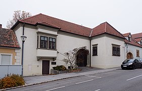 Ehemaliges Rathaus 28395 in A-7000 Kleinhöflein.jpg