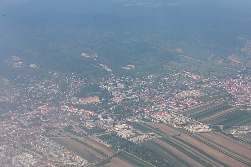 File:Eisenstadt - Luftbild 20180504.jpg