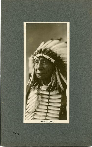 File:Elderly Red Cloud in a Feathered Headdress (bd1f061059ad413984a28eadd5e42ba5).tif