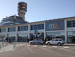 Entrée aeroport Marseille.jpg