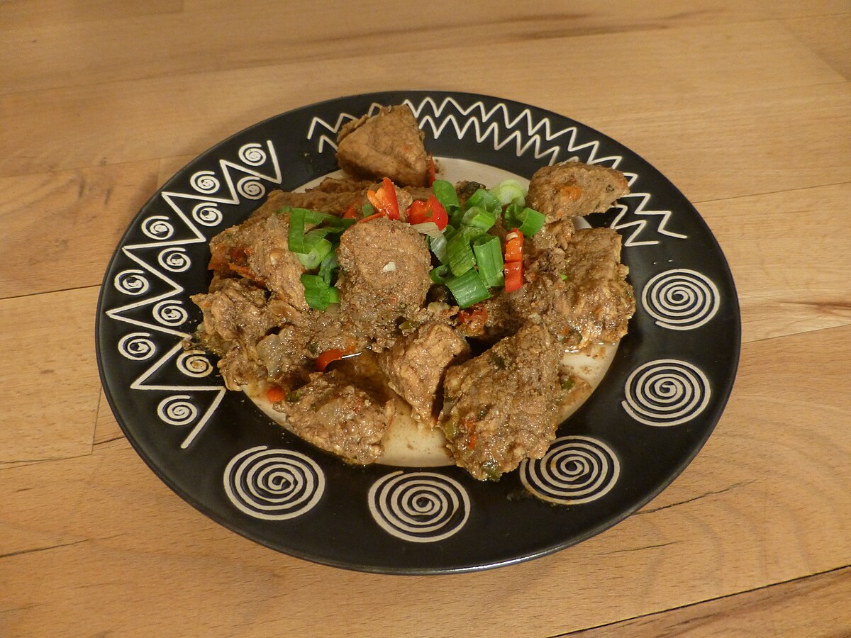 https://upload.wikimedia.org/wikipedia/commons/thumb/c/c4/FOOD_Geera_Pork.jpg/1200px-FOOD_Geera_Pork.jpg