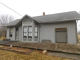 Former train station in Mount Sterling, Illinois.jpg