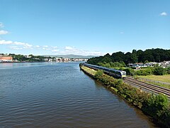 Foyle-River-train-line.jpg