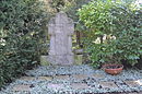 Frankfurt, main cemetery, grave I 609-610 Wenner.JPG