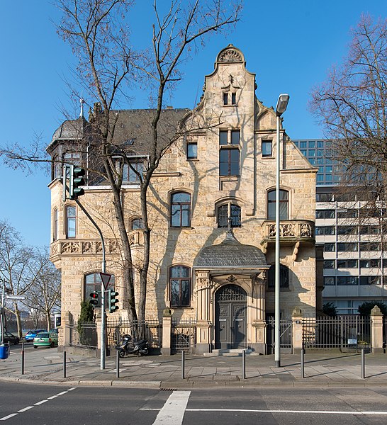 File:Frankfurt Wiesenhüttenstraße 1.Untermainkai 64.Villa Neher.20130401.jpg