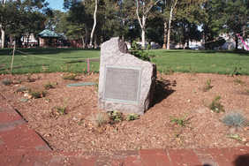 Franklin Square NRHP.png