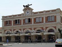 La gare de Perpignan, « centre du monde » selon le peintre Dalí.