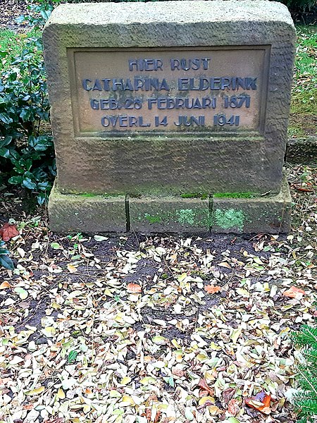 File:Grave of cato elderink.jpg