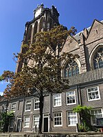 De Grote Kerk gezien van het Binnenkanaal